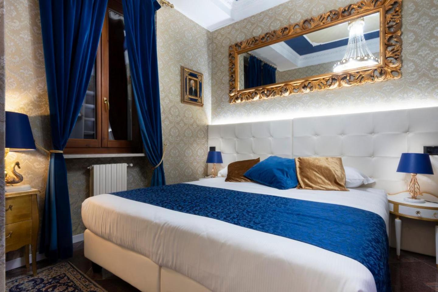 The Mansion Of Countess Rizzardi On Garda Lake Lazise Exteriör bild